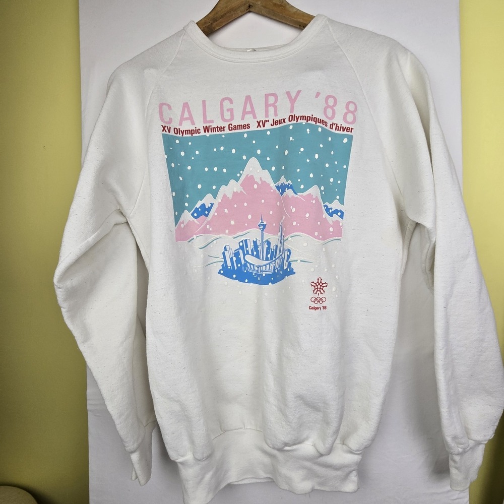 Vintage Calgary 88' XV Winter Olympics Crewneck Sz M. Flaws! Stains